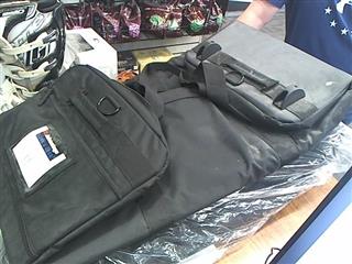 ADVANTAGE WEAR & GEAR WHEELED DEPLOYMENT BAG BLACK (75269) SPORTS GEAR BAG